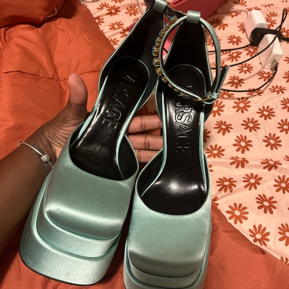 Versace Mint Green Platform Heels - Picture 1 of 5